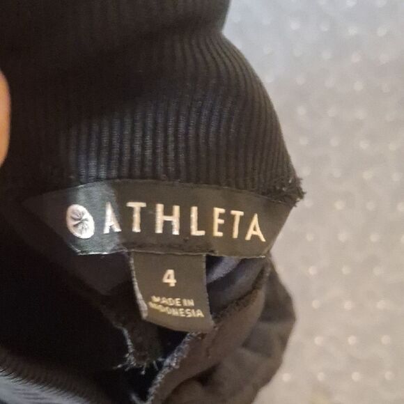 Athleta Black pull on pants size 4 - Picture 4 of 6